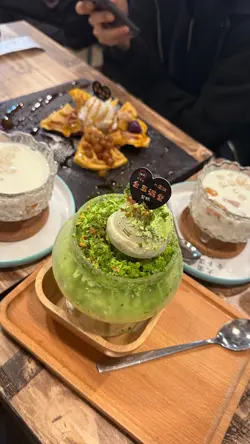 大围第一糖水 同frd连续两日嚟食好好jap 
开心果一定要试下 好好好味 
老板娘好热情🩷#糖水 #大围 #大围美食 