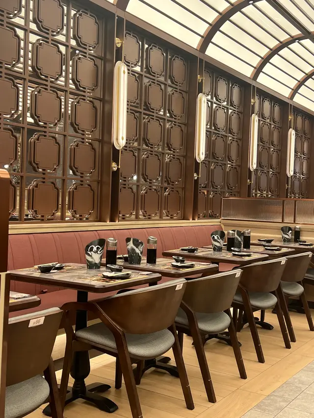 座位光猛舒服，但卡位就比較幽靜