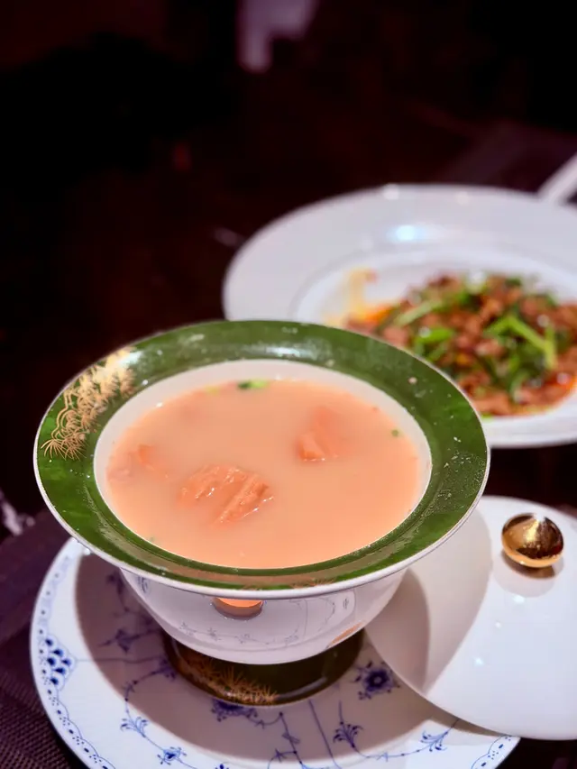 筒子骨燉湖藕湯