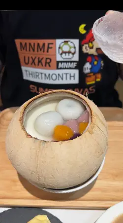 杏仁露椰皇燉蛋白