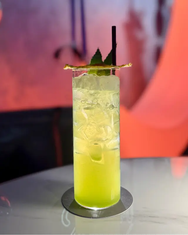 𝐴𝑢𝑟𝑜𝑟𝑎