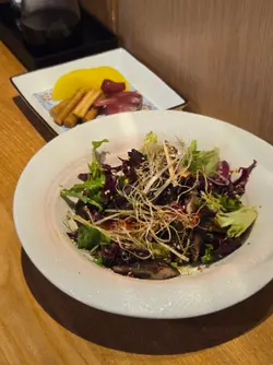 高知县产鲣鱼沙律