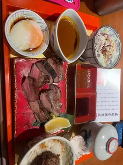 极尚厚切牛舌定食