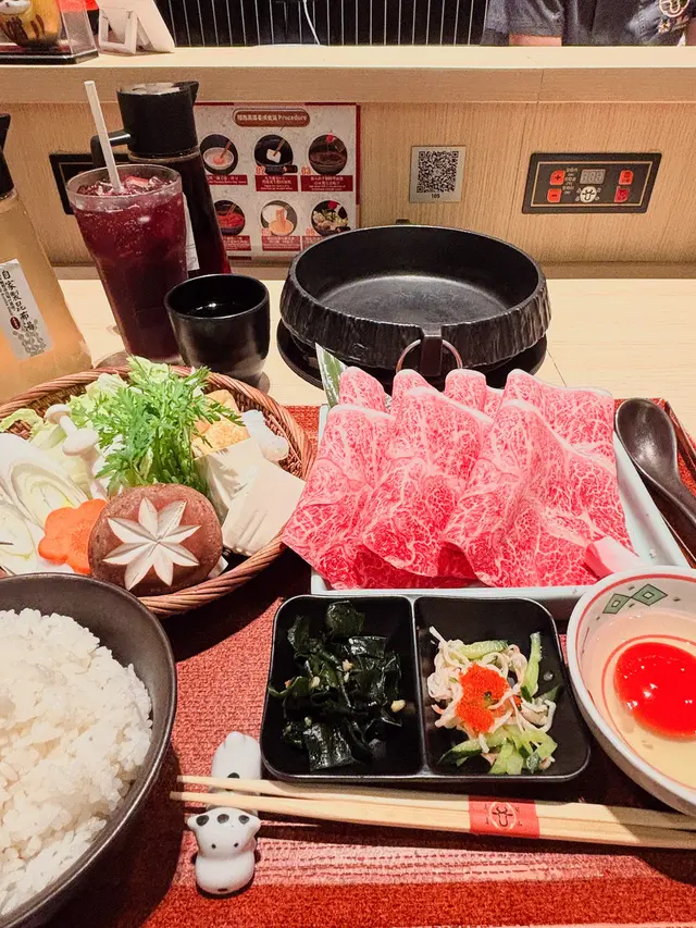 日本黑毛和牛牛板腱壽喜燒套餐