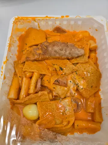 玫瑰忌廉炒年糕