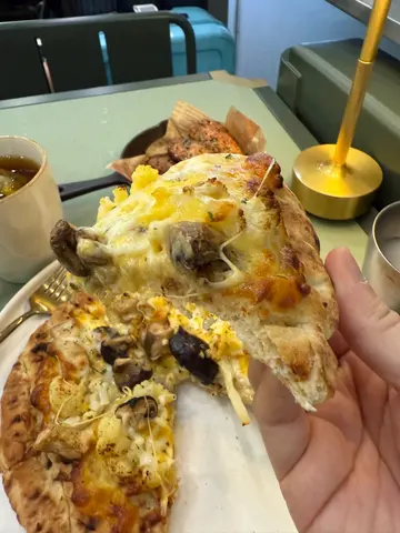 椰菜花芝士搭蘑菇🍄‍🟫正！