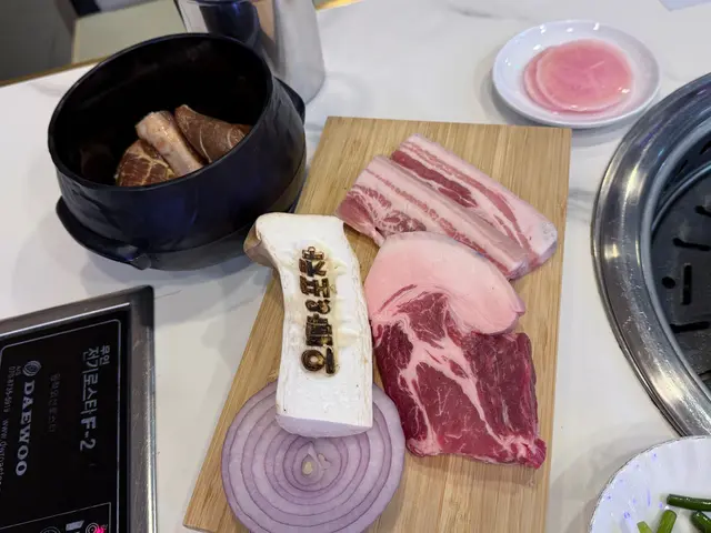 濟洲五花肉+濟洲豬肩肉