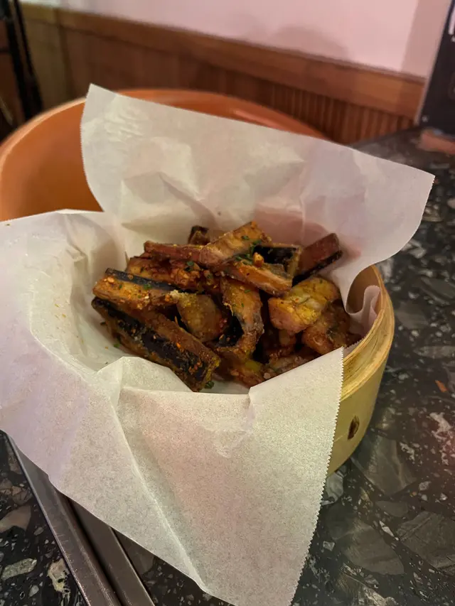 香辣蒜粉Shake Shake茄子 $78