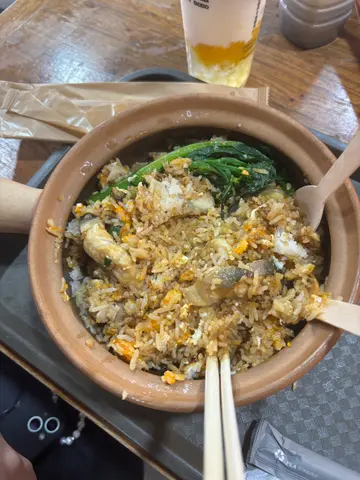 白鳝煲仔饭加蛋