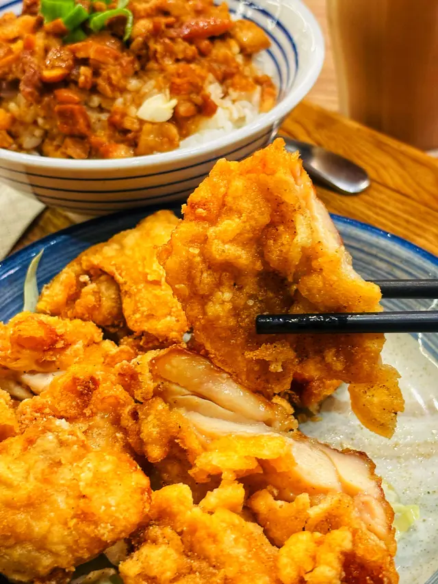 鹽酥雞排滷肉飯