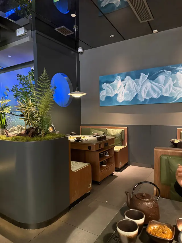 整家餐廳最喜歡的就是這個卡位，寧靜的角落，中國式的氣氛。