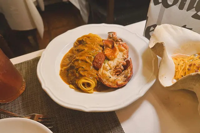 龍蝦手工意大利寬麵