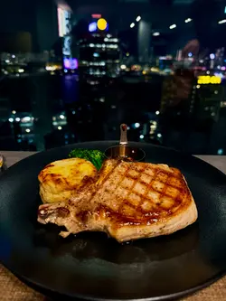 澳洲有骨猪鞍架 GRILLED AUSTRALIAN PORK RACK