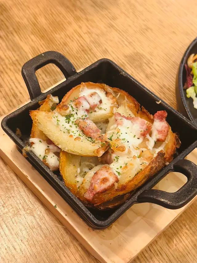 芝士煙肉焗薯皮