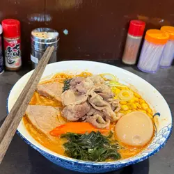 汤底：辛味噌
爵士拉面：肥牛 叉烧 杂锦

另外加咗$8转酱油糖心蛋
