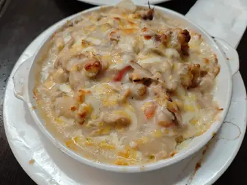 白汁芝士焗海鲜饭