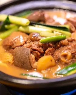 秘制羊腩煲