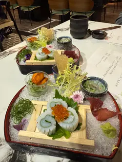 紫蘇魷魚、蟹肉果凍