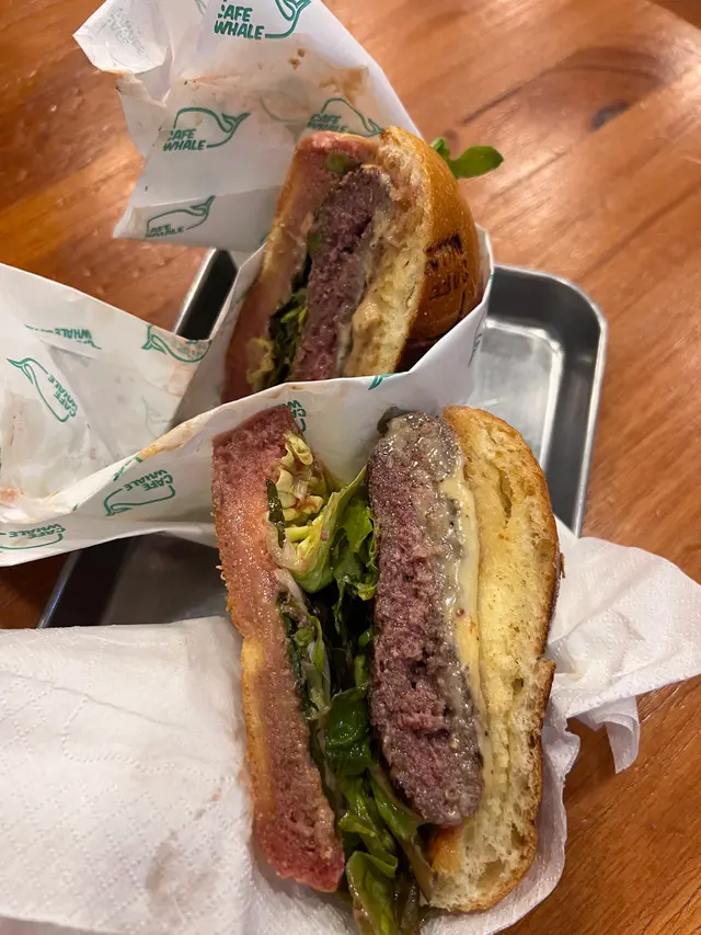 手打騸牯牛漢堡