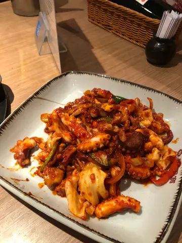 辣炒八爪鱼，泡菜豚肉