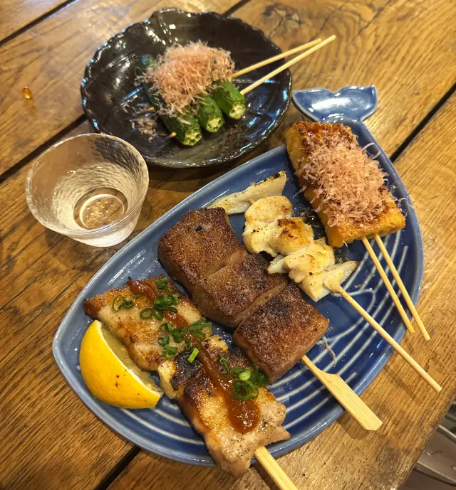  雞胸軟骨串, 黑豚腩肉大蔥串, 串燒秋葵,  京都絹豆腐 