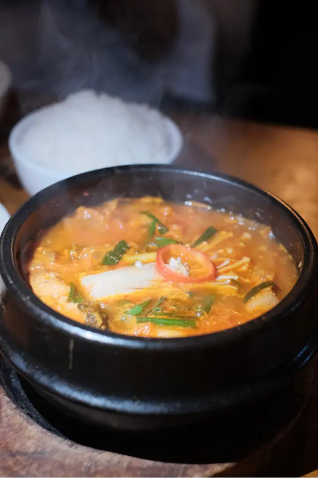 泡菜豬肉鍋 돼지김치찌개
