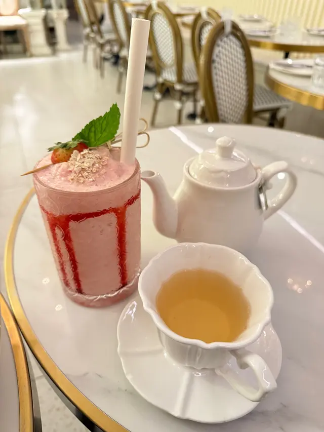 餐飲升級特飲半價
熱茶$23￼、奶昔$29
