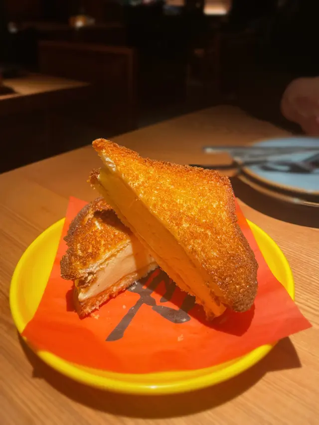 港式蜜糖多士夾雪糕