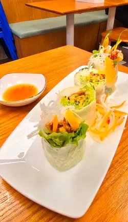 軟殼蟹芒果米紙卷