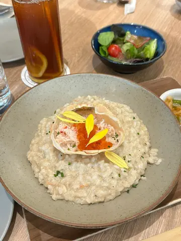 松叶蟹肉蟹膏忌廉汁义大利饭