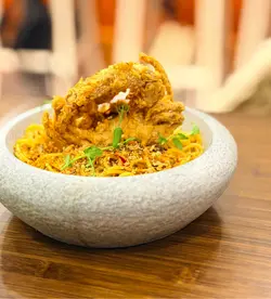 蒜香辣椒蜆肉意大利粉配軟殼蟹