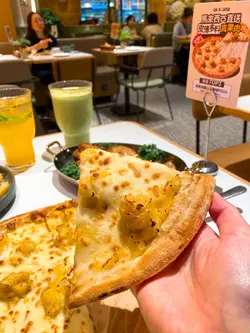 真果肉猫山王榴梿薄饼