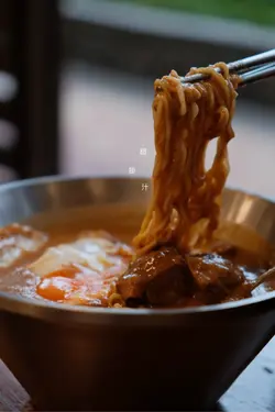 面珠登沙嗲湯麵