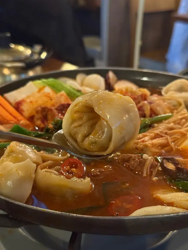 泡菜餃子鍋