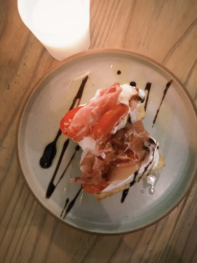 中間的野菌芝士醬超級好味