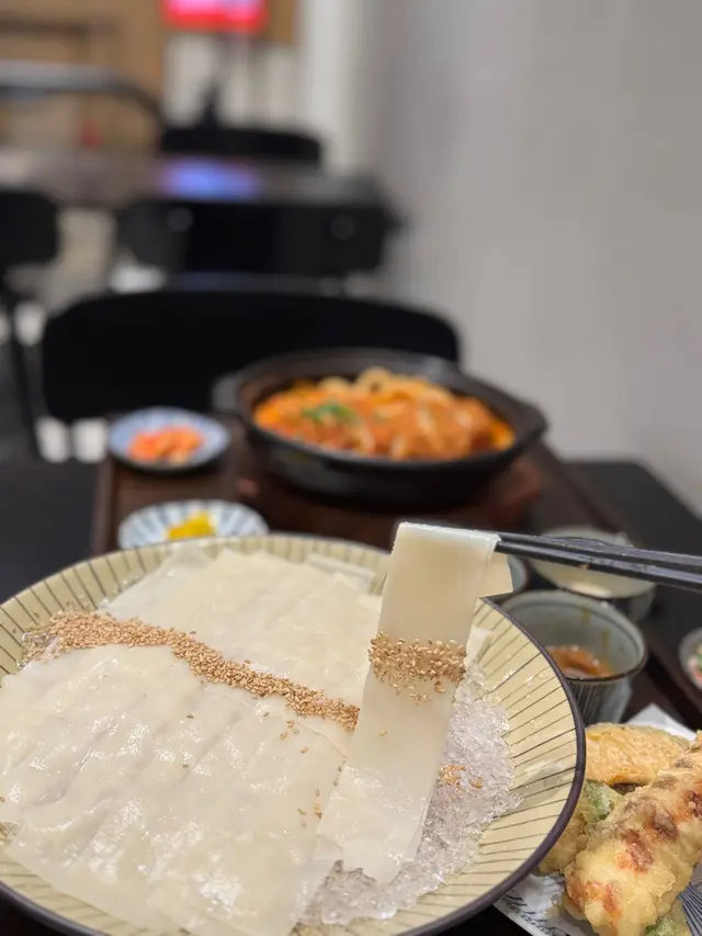 冰鎮寬條烏冬套餐