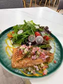 酱烧三文鱼蜂蜜芥未莎莎