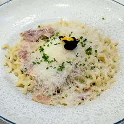 卡邦尼煙肉卷卷意粉