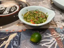 自己沟嘅酱汁（落埋青桔仔汁好清新）