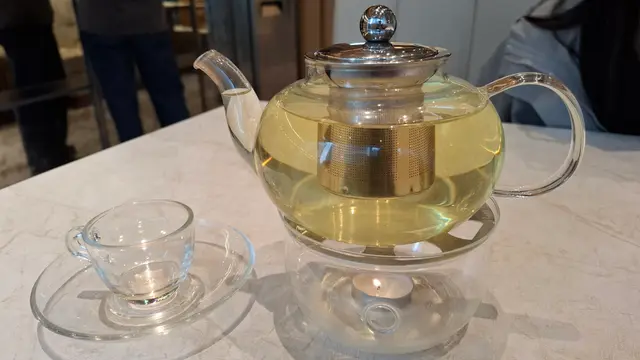 玫瑰花洋甘菊茶