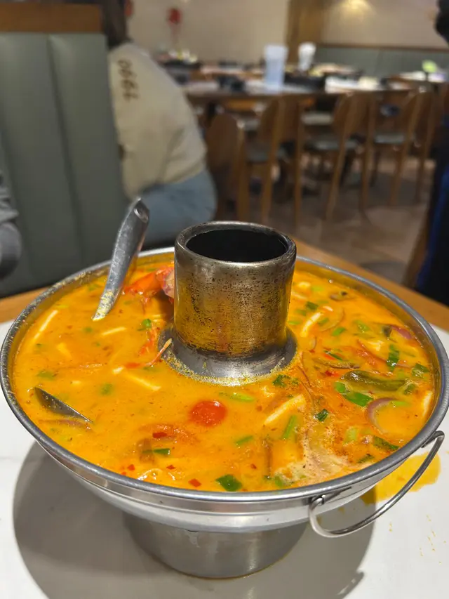 海鮮冬蔭功湯
#香港美食 #香港 #觀塘 #觀塘美食 #泰味泰國菜 