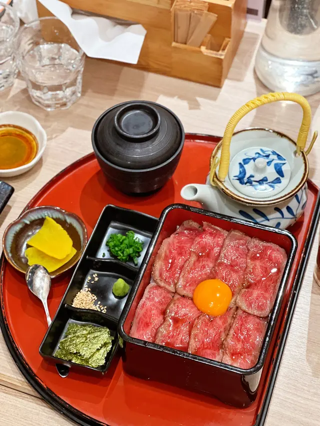 輕燒宮崎和牛三吃