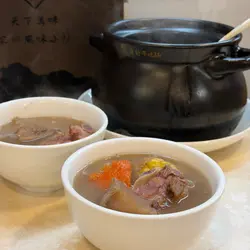 老火例汤 - 粉葛赤小豆猪骨