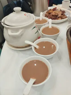 赤小豆粉葛鯪魚湯