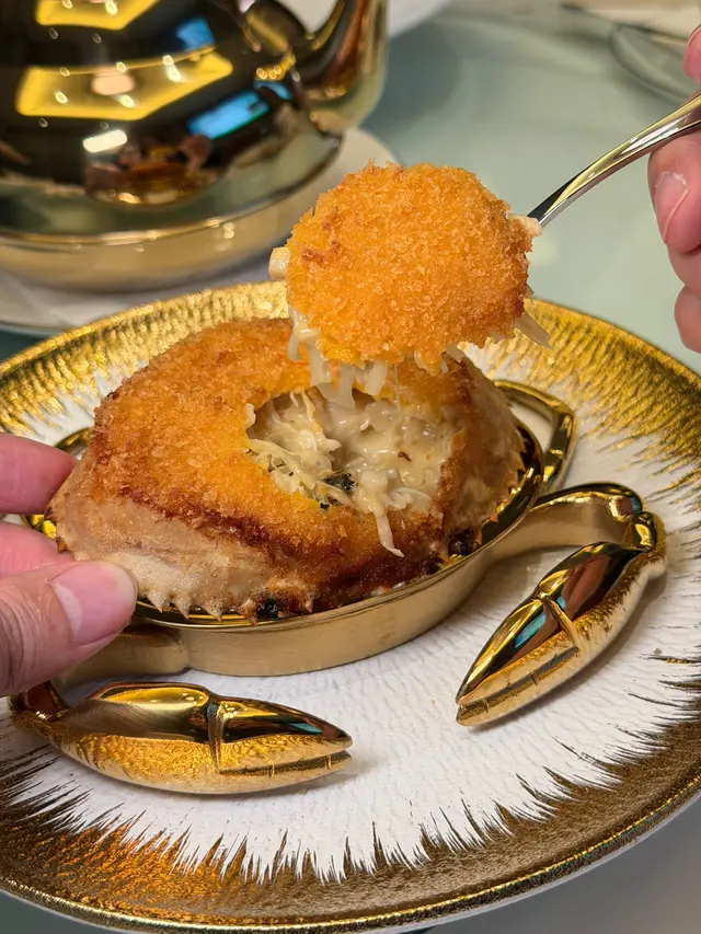 黃金芝士炸釀鮮拆蟹蓋