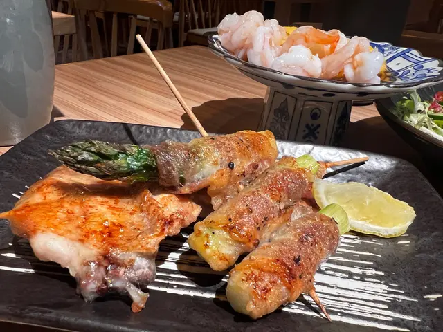 燒雞中翼+蘆荀豚肉卷