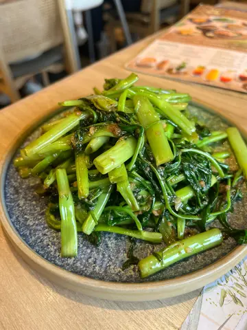 炒通菜(虾头膏/马拉盖/参峇酱)