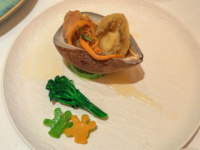 蟲草花鮑魚椰子雞