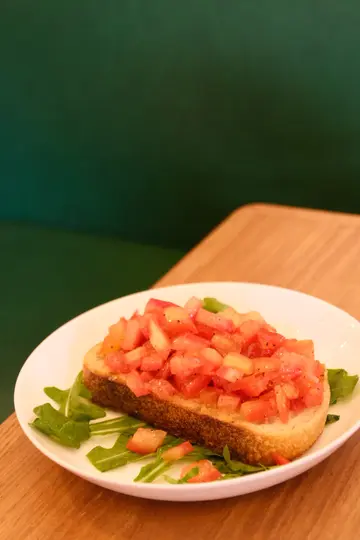 ASK FOR ALONZO — photo via OpenRice